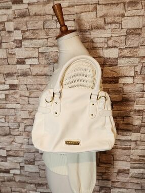 Steve Madden Elegant White Handbag with Gold Accents